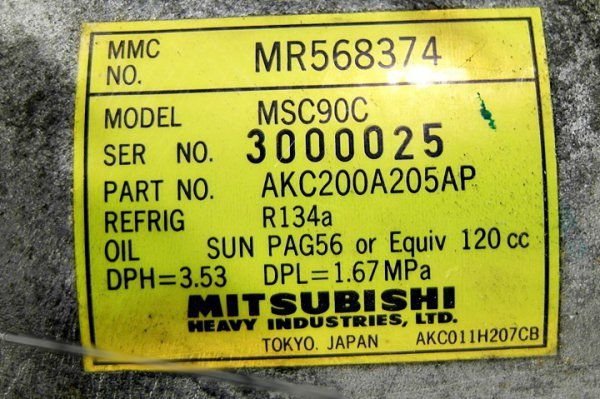 _Sprężarka klimatyzacji Mitsubishi Lancer EVO VIII 2001 2.0T