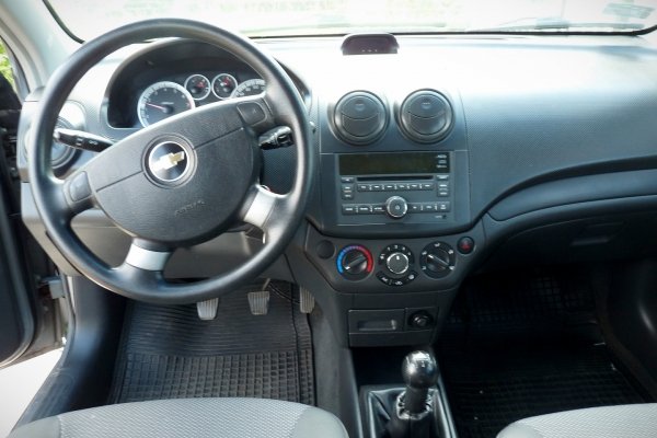 Fotel lewy kierowcy Chevrolet Aveo T250 2009 Hatchback 5-drzwi