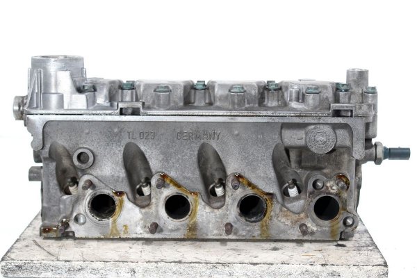 _Głowica VW Polo 6N 1994-2001 1.4i 8V