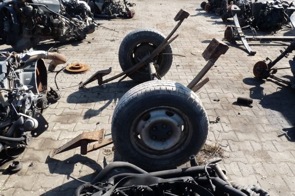 Resor tył lewy  Peugeot J5 1991 2.5TD (4-piórowy)