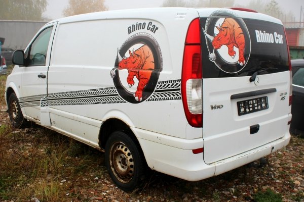 _Klapa bagażnika tył Mercedes Vito W639 2005 Bus (9147)