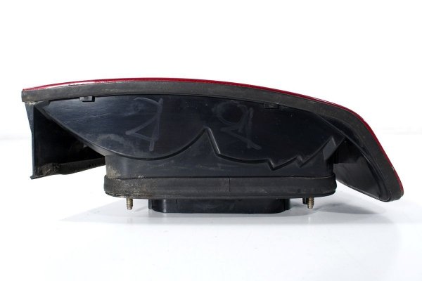 Lampa tył prawa Mitsubishi Carisma DA1A 1995-1999 sedan