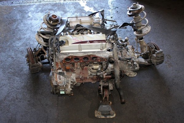 _Silnik Mitsubishi Grandis 2004 2.4MIVEC 4G69