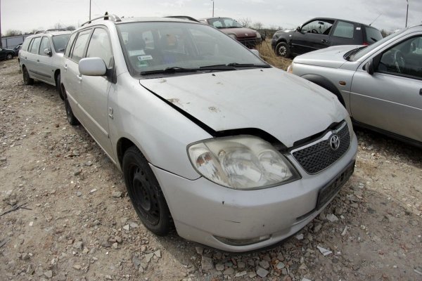 Belka zawieszenia tył Toyota Corolla E12 2002 1.6VVTI 3ZZ Kombi 