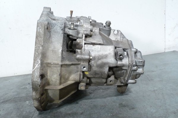 Skrzynia biegów Opel Sintra 1996-1999  2.2i 16V X22XE