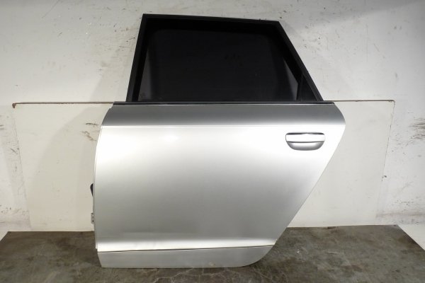 Drzwi tył lewe  Audi A6 C6 2005 Kombi (LY7W)