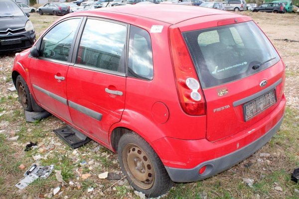 Reflektor Lewy Ford Fiesta MK6 Lift 2007 1.3i Hatchback 5-drzwi