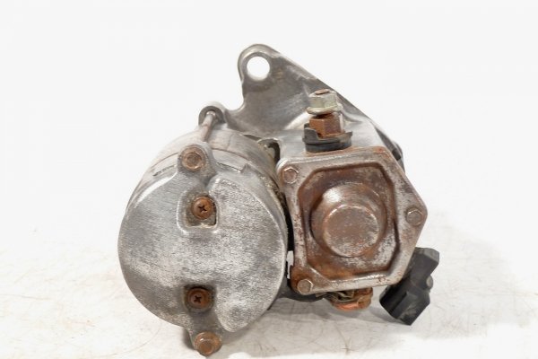 Rozrusznik Toyota Avensis T22 2002 2.0VVTI