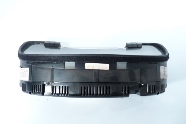 Licznik zegary Audi A4 B6 2002 2.5TDI 