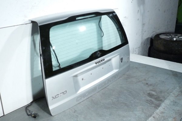 Klapa bagażnika tył Volvo XC70 Lift 2005-2007 Kombi