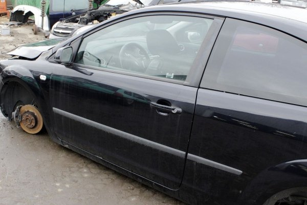 Ford Focus MK2 2004 2.0TDCI Hatchback 3-drzwi