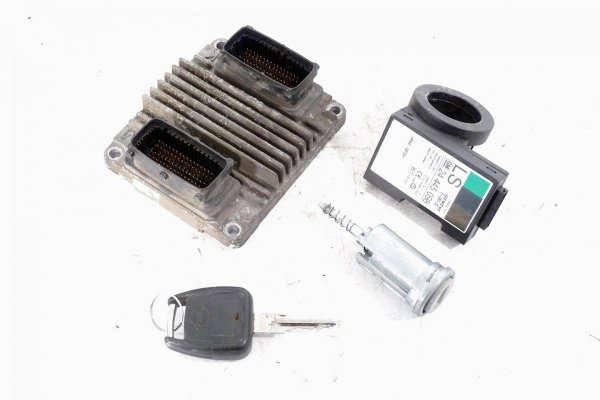 _Komputer sterownik silnika stacyjka immo kluczyk Opel Astra G 2001 1.6i Z16XE