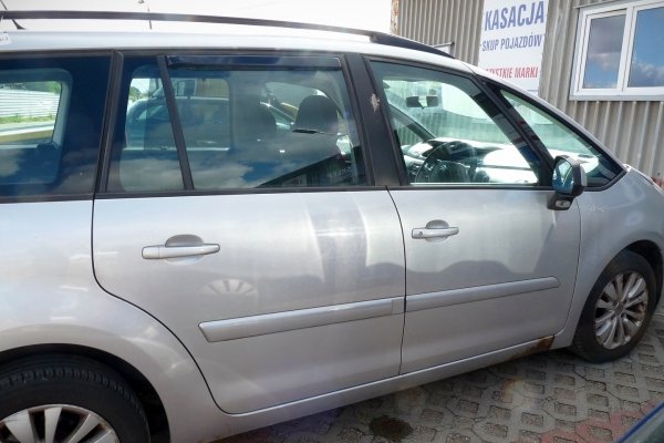 Wygłuszenie maski Citroen C4 Grand Picasso 2008 Minivan  
