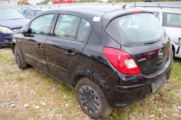 Fotel lewy kierowcy Opel Corsa D 2007 Hatchback 5-drzwi 