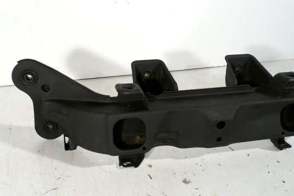 _Belka zawieszenia tył Suzuki Liana 2001-2007 (wersja 2WD)