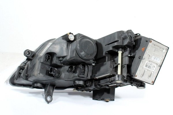 Reflektor prawy VW Phaeton GP1 2002-2007 (bi-xenon)