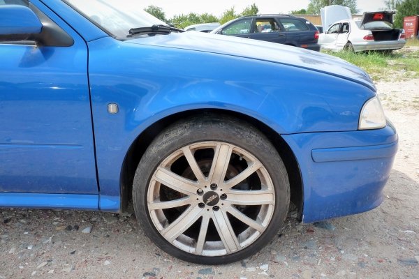 Błotnik przód prawy Skoda Octavia I 1U 1999 Liftback