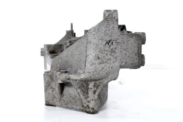 Łapa silnika VW Golf IV 1J 1997-2003 1.6i 16V