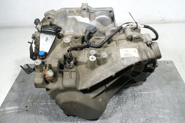 Skrzynia biegów Mitsubishi Carisma DA2A 1999-2004 1.9DID