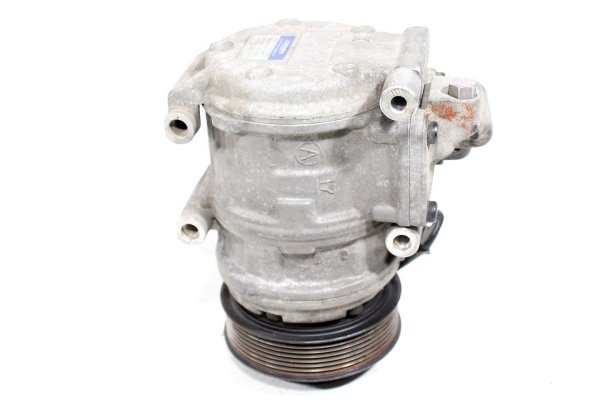 _Sprężarka klimatyzacji Kia Sorento JC 2003 2.5CRDI