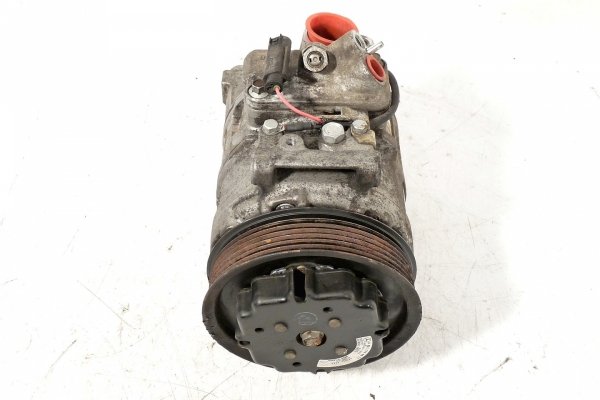 Sprężarka pompa klimatyzacji Mercedes C-klasa W203 2003 1.8 KOMPRESSOR 271946 Sedan