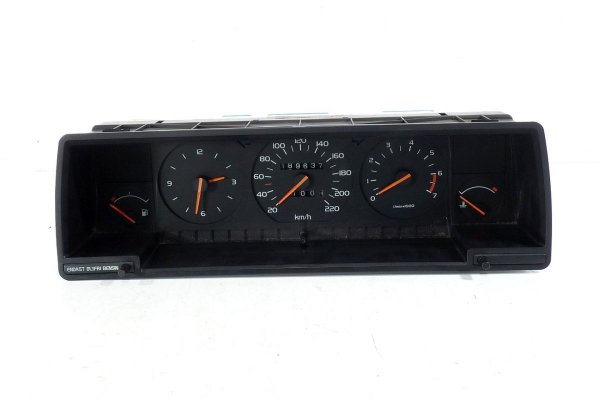 Licznik zegary Volvo 740 1990 2.3i