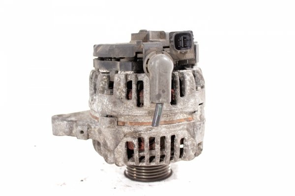 Alternator Toyota Avensis T25 2004 1.8VVTI Sedan
