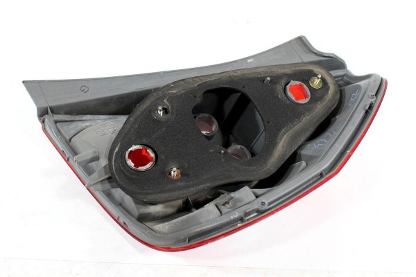 _Lampa tył lewa Honda Jazz 2001-2008 Hatchback 5-drzwi