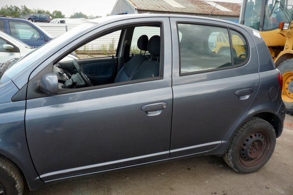 _Drzwi przód lewe Toyota Yaris I Lift 2003-2005 Hatchback 5-drzwi
