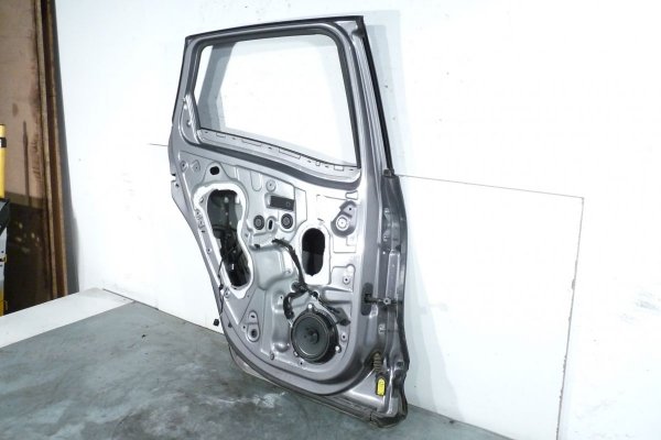 Drzwi tył lewe Renault Scenic IV 2018 Minivan (Kod lakieru: TEKNG)