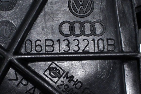_Kolektor ssący Audi A4 B5 1995-2000 1.6i 8V