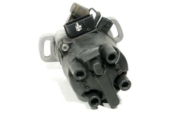 _Aparat zapłonowy Nissan Primera P11 1996-2002 2.0i 16V