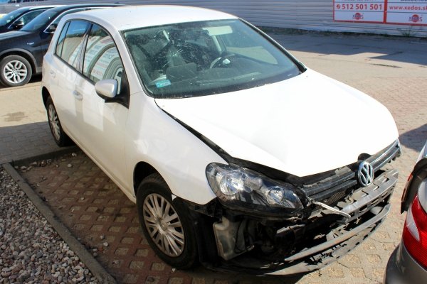 Szyba trójkątna drzwi tył prawa VW Golf VI 5K 2011 1.4i CGGA Hatchback 5-drzwi