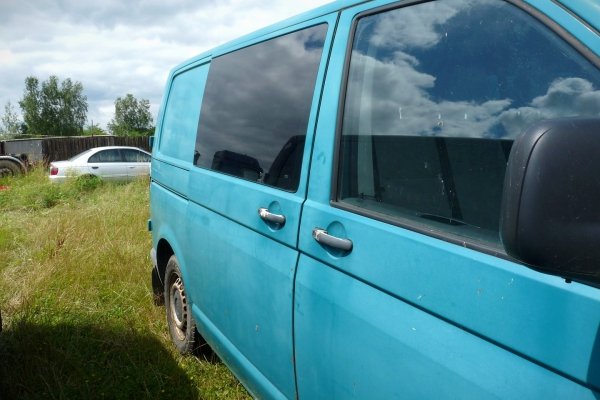 Podnośnik szyby przód prawy VW Transporter T5 2005 Bus 