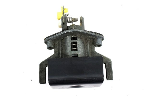 _Wkładka zamka klapy Nissan Primera P11 1996-2002