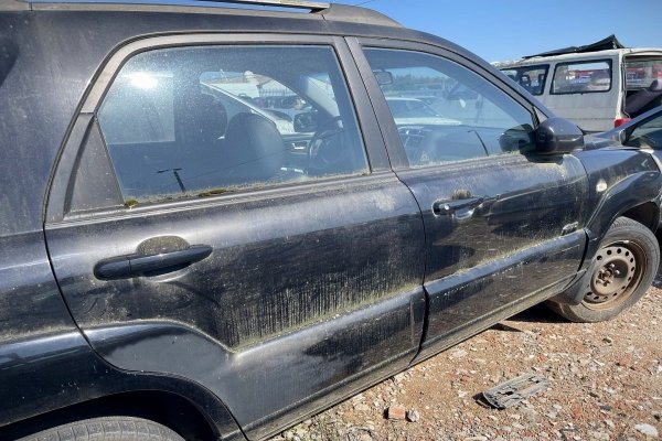 _Podłokietnik Kia Sportage JE 2004 SUV 