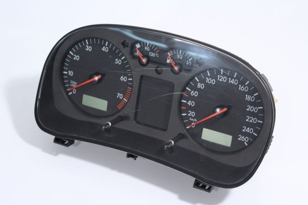Licznik zegary VW Passat B5 1998 2.3i