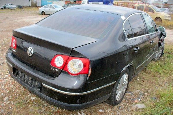 Klamka klapy stycznik VW Passat B6 2005 Sedan (LC8Z)