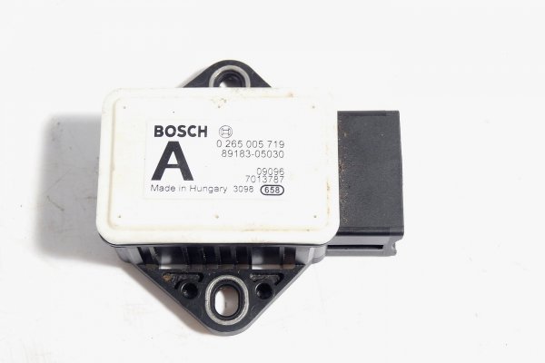 Czujnik sensor ESP Toyota Avensis T27 2009 2.0D4D Sedan