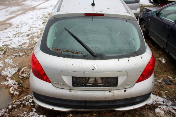 Półoś przód prawa Peugeot 207 2006 1.4i KFU Hatchback 3-drzwi