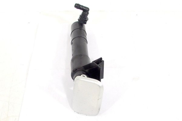 _Spryskiwacz reflektora Ford Focus MK2 2004-2007 Kombi