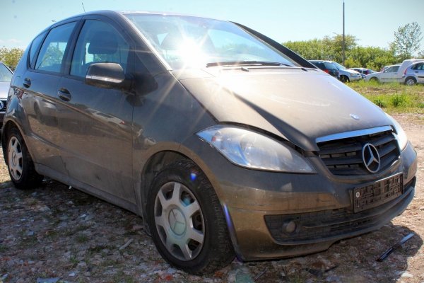 Drzwi przód lewe Mercedes A-Klasa W169 2008 Hatchback 5-drzwi