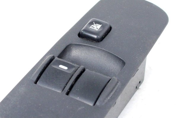 Panel sterowania szybami - Mitsubishi - Colt - zdjęcie 3