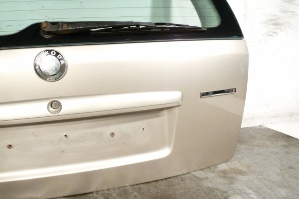 Klapa tył bagażnika Skoda Octavia 1U 2004 Kombi (Kod lakieru: Q2Q2)