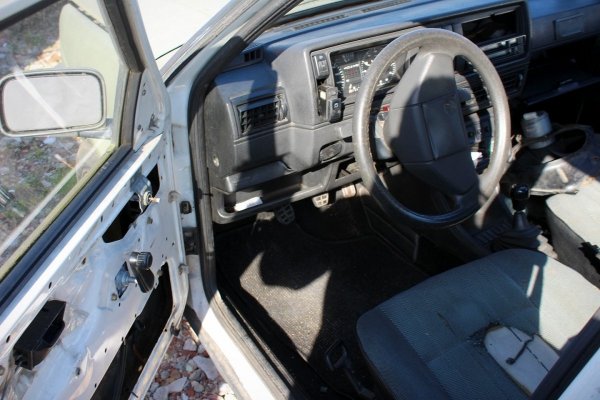 Zderzak Tył VW Golf II 1G 1991 1.6D Hatchback 5-drzwi