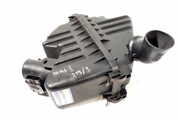 Obudowa filtra powietrza Toyota Yaris I Lift 2003-2005 Hatchback 5-drzwi