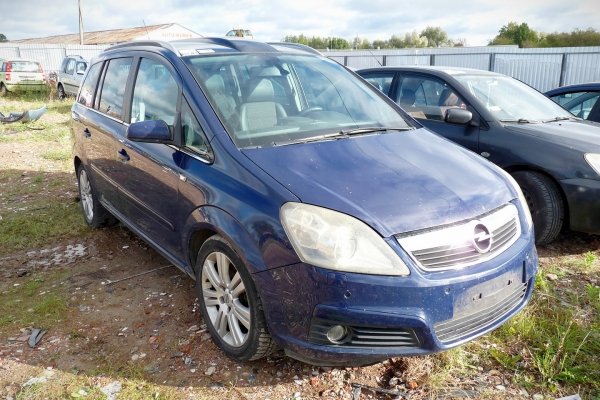 Atrapa grill Opel Zafira B 2006 Minivan