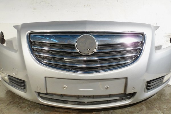 Zderzak przód Opel Insignia A 2009 Liftback (kod lakieru: Z176/GAN)