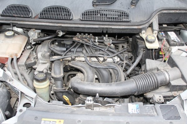 Błotnik Tył Lewy Ford Fusion 2005 1.6TDCI Minivan