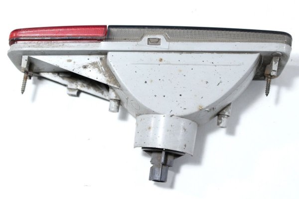 Lampa biegu wstecznego Mitsubishi Space Wagon N30 N40 1991-1998